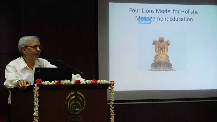 Dr. Subhash Sharma Gets ‘Management Guru’ award